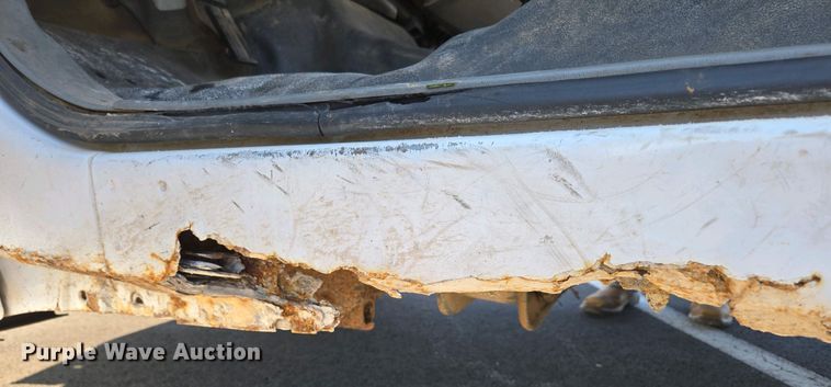 image for item DP6338 2004 Ford F350 Super Duty XL Crew Cab utility bed pickup truck