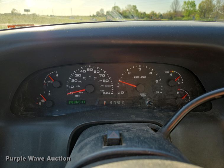 image for item DP6338 2004 Ford F350 Super Duty XL Crew Cab utility bed pickup truck