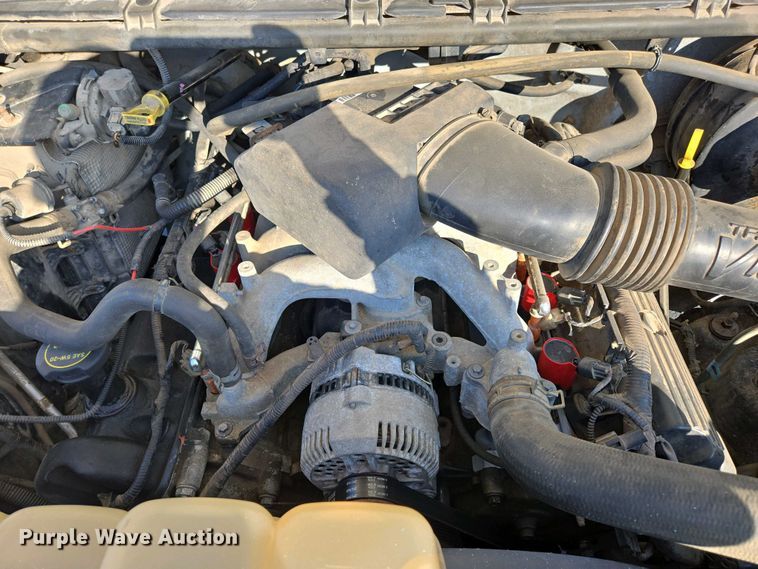 image for item DP6338 2004 Ford F350 Super Duty XL Crew Cab utility bed pickup truck