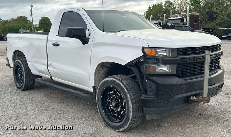 image for item DS3659 2020 Chevrolet Silverado 1500 pickup truck