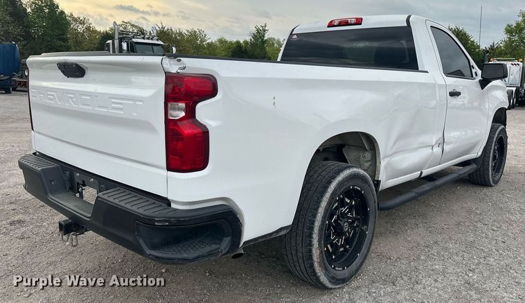 image for item DS3659 2020 Chevrolet Silverado 1500 pickup truck