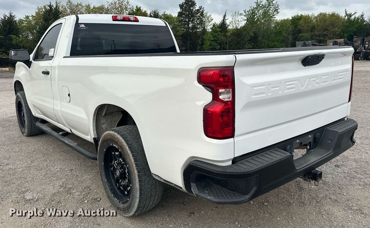 image for item DS3659 2020 Chevrolet Silverado 1500 pickup truck