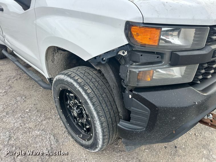 image for item DS3659 2020 Chevrolet Silverado 1500 pickup truck