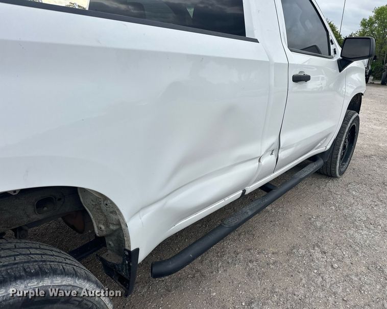 image for item DS3659 2020 Chevrolet Silverado 1500 pickup truck