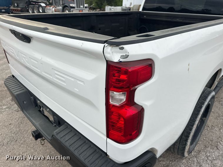 image for item DS3659 2020 Chevrolet Silverado 1500 pickup truck