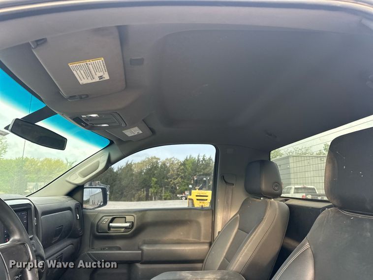 image for item DS3659 2020 Chevrolet Silverado 1500 pickup truck