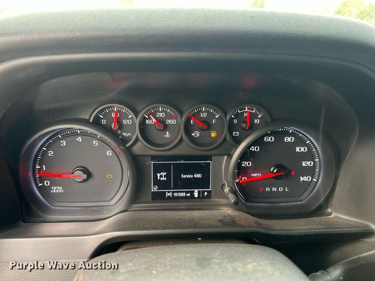 image for item DS3659 2020 Chevrolet Silverado 1500 pickup truck