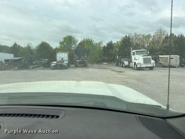 image for item DS3659 2020 Chevrolet Silverado 1500 pickup truck