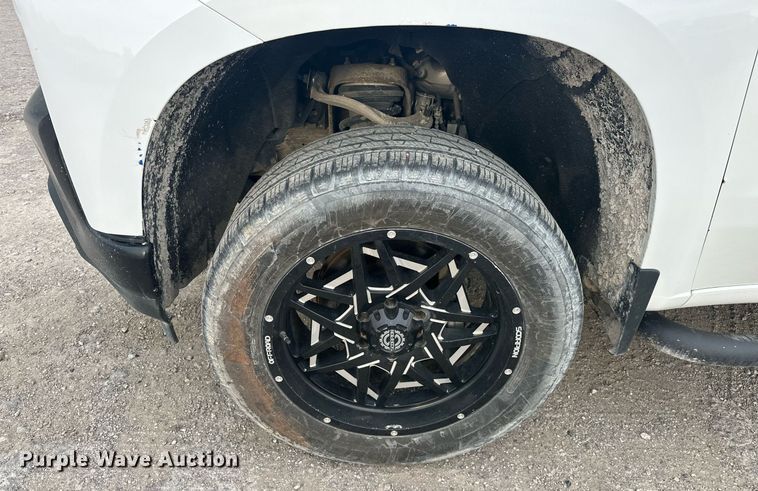 image for item DS3659 2020 Chevrolet Silverado 1500 pickup truck