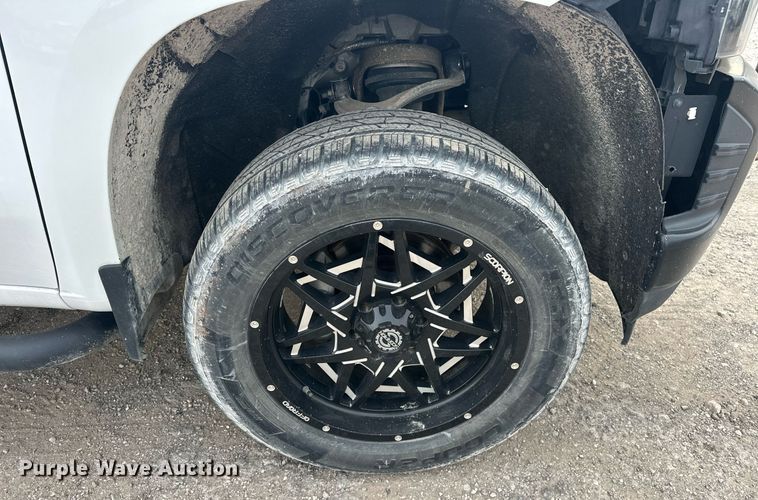 image for item DS3659 2020 Chevrolet Silverado 1500 pickup truck