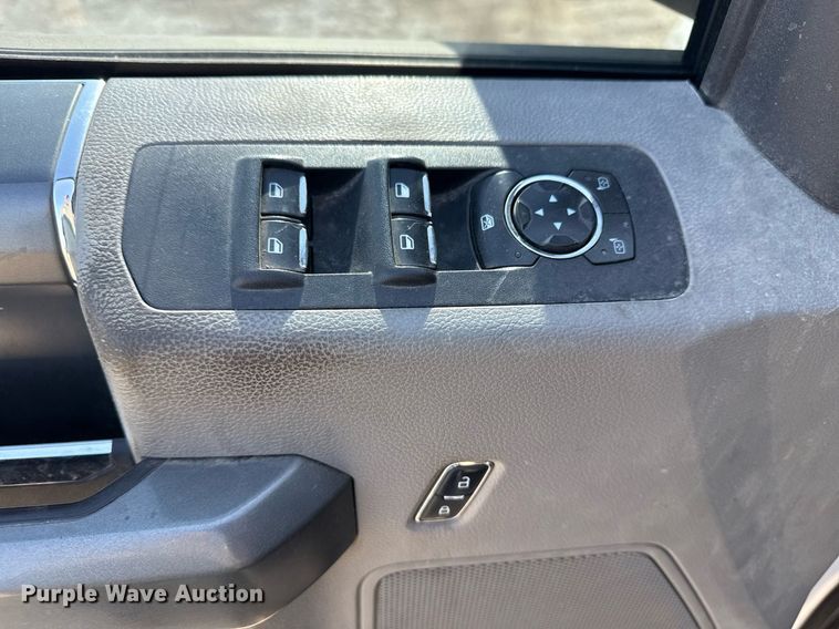 image for item DS3660 2016 Ford F150 SuperCrew pickup truck