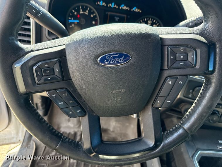 image for item DS3660 2016 Ford F150 SuperCrew pickup truck