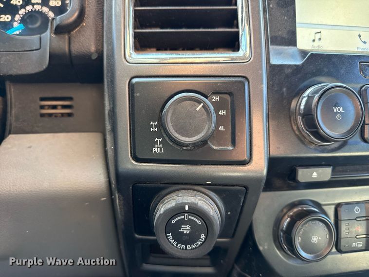 image for item DS3660 2016 Ford F150 SuperCrew pickup truck