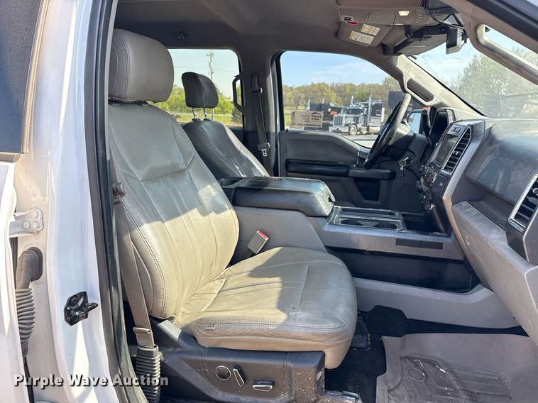 image for item DS3660 2016 Ford F150 SuperCrew pickup truck