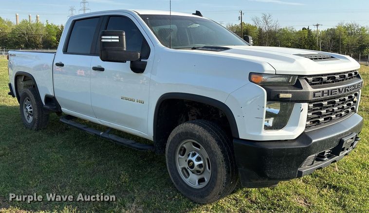 image for item DS3667 2020 Chevrolet Silverado 2500HD Crew Cab pickup truck