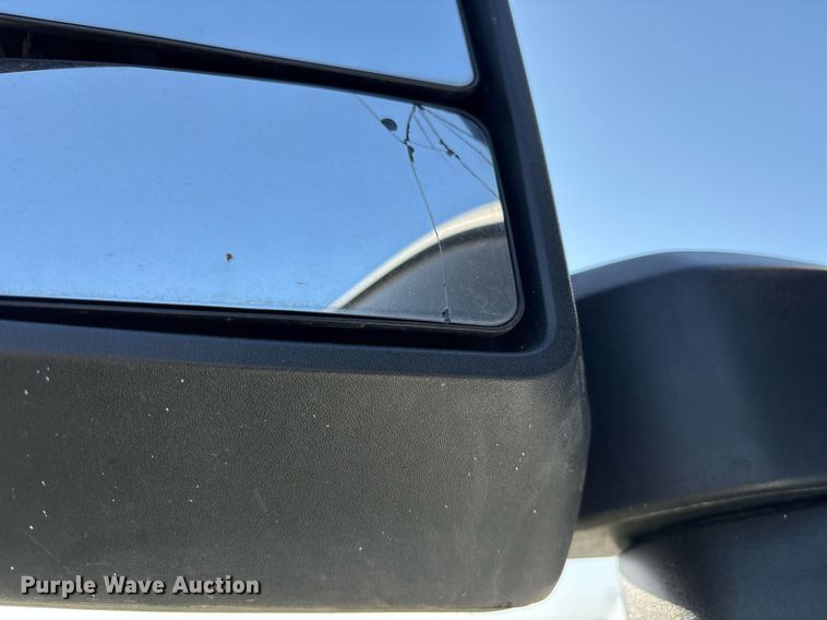 image for item DS3667 2020 Chevrolet Silverado 2500HD Crew Cab pickup truck