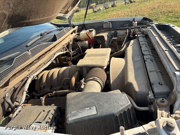 image for item DS3667 2020 Chevrolet Silverado 2500HD Crew Cab pickup truck