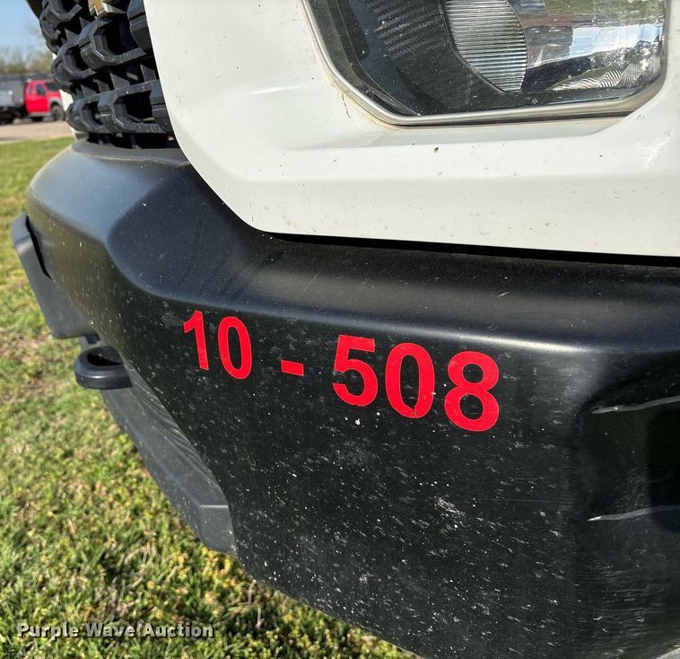 image for item DS3667 2020 Chevrolet Silverado 2500HD Crew Cab pickup truck