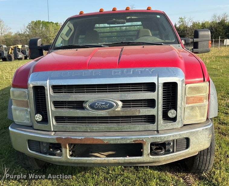 image for item DS3668 2008 Ford F450 Super Duty flatbed truck