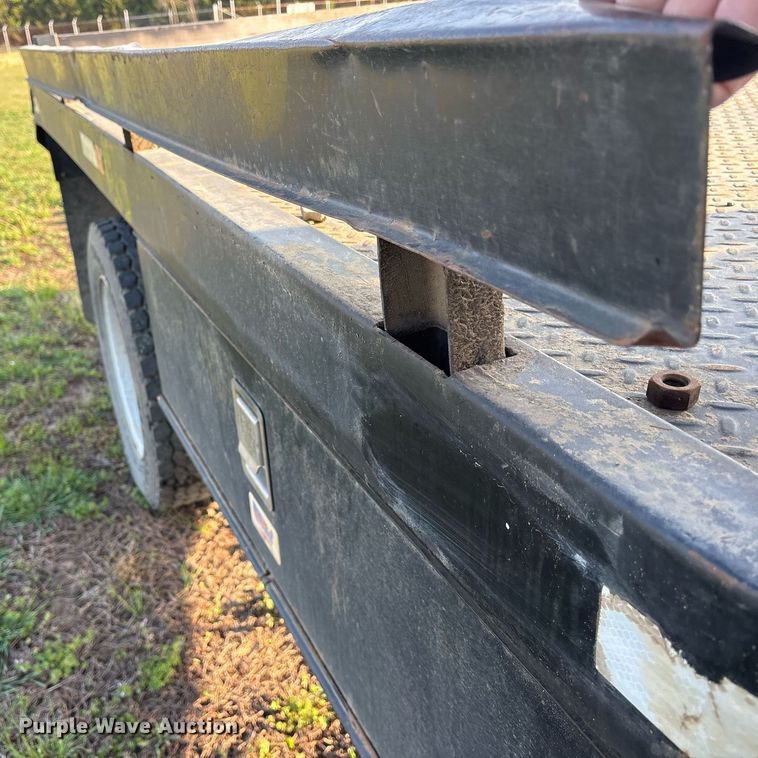 image for item DS3668 2008 Ford F450 Super Duty flatbed truck