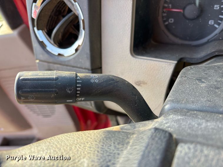 image for item DS3668 2008 Ford F450 Super Duty flatbed truck