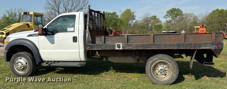 image for item DS3669 2014 Ford F450 Super Duty flatbed truck