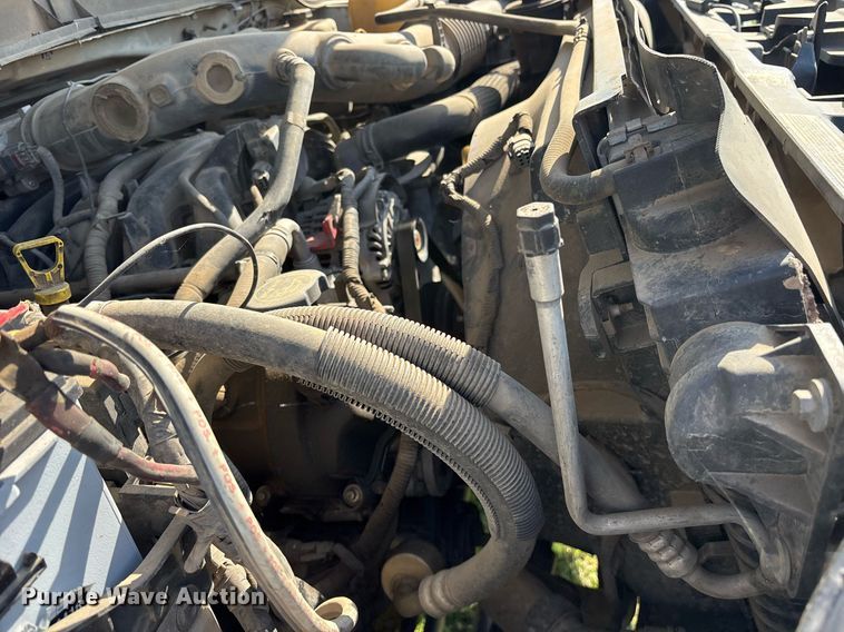 image for item DS3669 2014 Ford F450 Super Duty flatbed truck