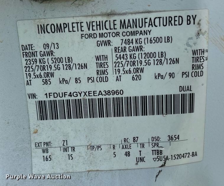 image for item DS3669 2014 Ford F450 Super Duty flatbed truck