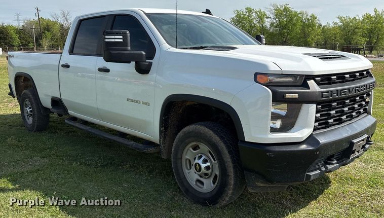 image for item DS3672 2020 Chevrolet Silverado 2500HD Crew Cab pickup truck