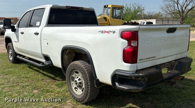image for item DS3672 2020 Chevrolet Silverado 2500HD Crew Cab pickup truck
