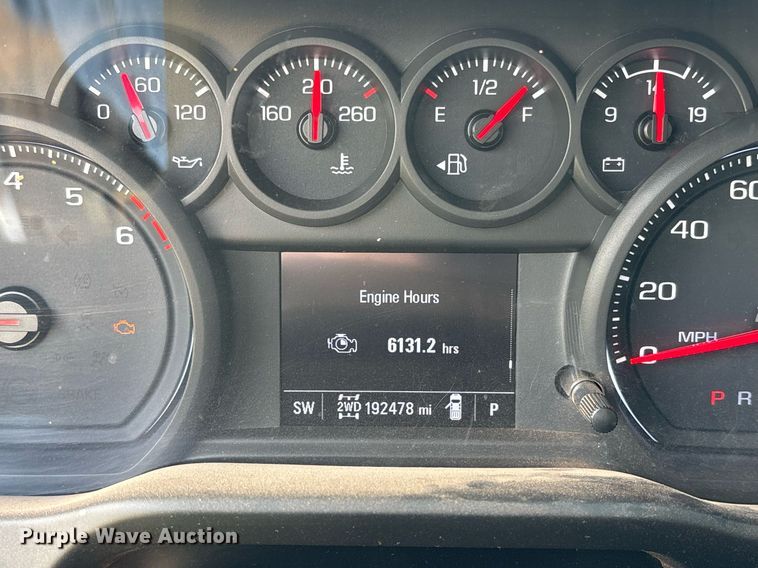 image for item DS3672 2020 Chevrolet Silverado 2500HD Crew Cab pickup truck