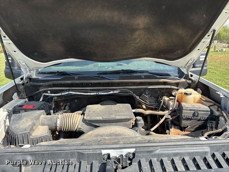 image for item DS3672 2020 Chevrolet Silverado 2500HD Crew Cab pickup truck