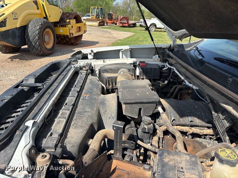 image for item DS3672 2020 Chevrolet Silverado 2500HD Crew Cab pickup truck