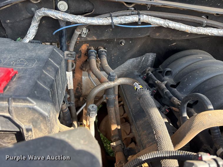 image for item DS3672 2020 Chevrolet Silverado 2500HD Crew Cab pickup truck