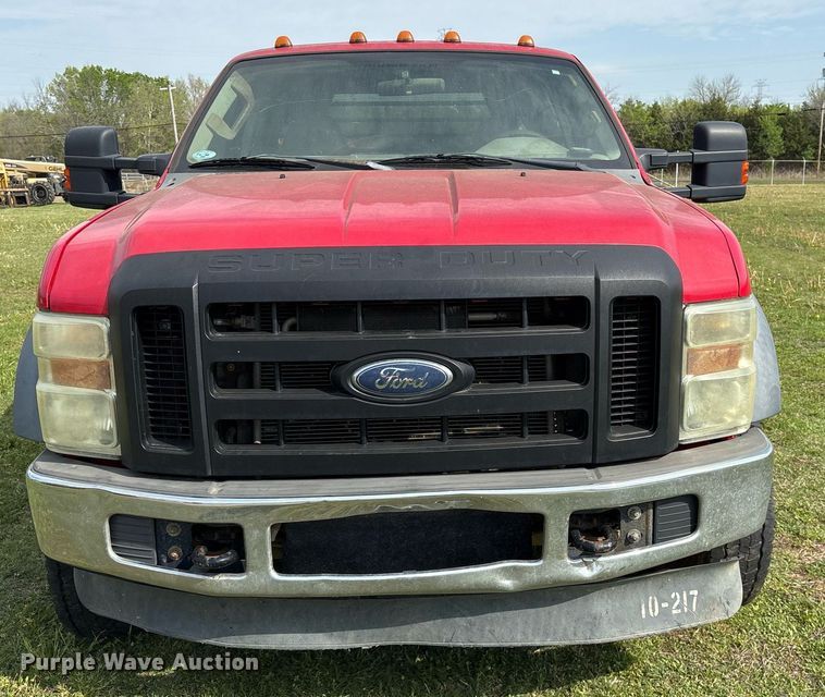 image for item DS3676 2008 Ford F550 Super Duty SuperCab flatbed truck