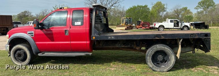 image for item DS3676 2008 Ford F550 Super Duty SuperCab flatbed truck