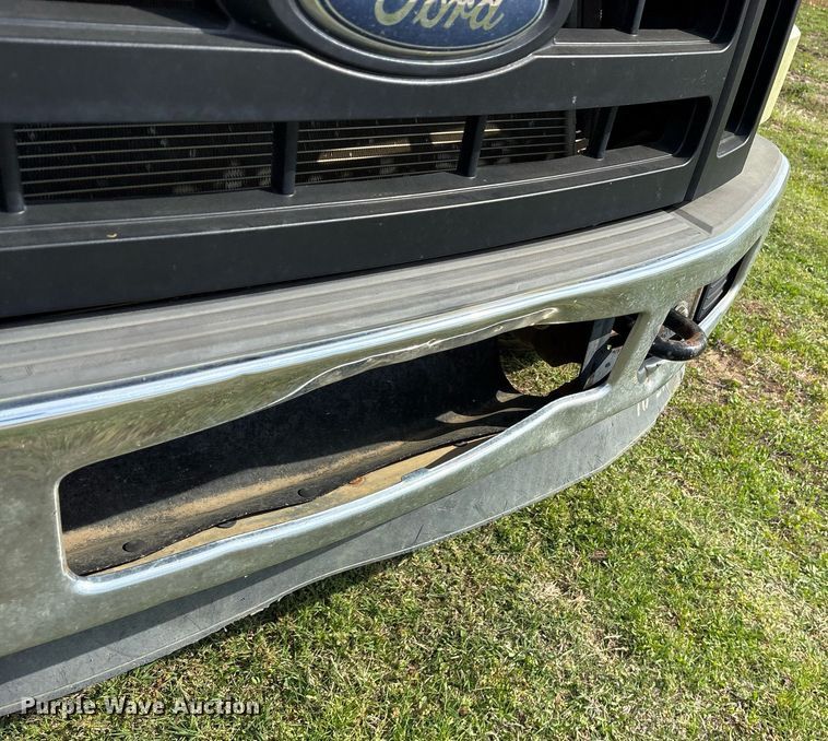 image for item DS3676 2008 Ford F550 Super Duty SuperCab flatbed truck