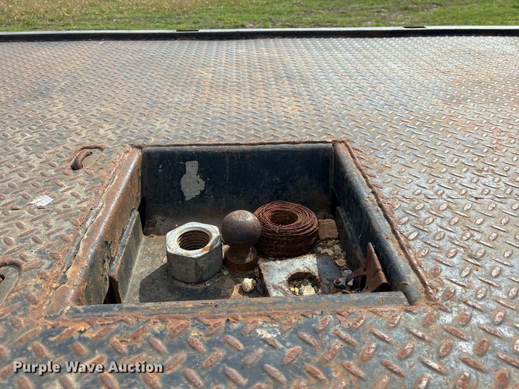 image for item DS3676 2008 Ford F550 Super Duty SuperCab flatbed truck