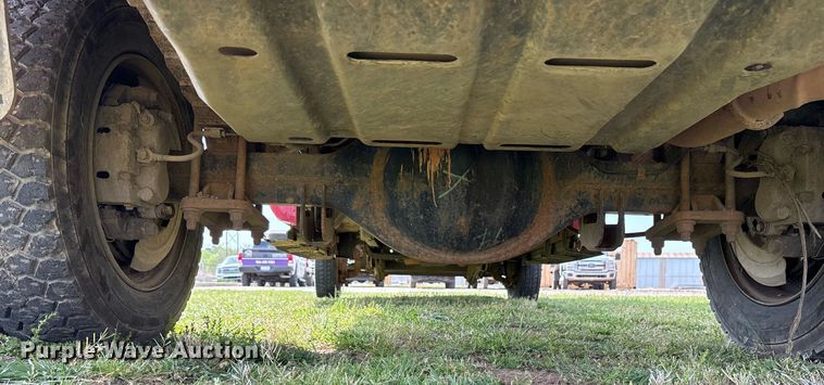 image for item DS3676 2008 Ford F550 Super Duty SuperCab flatbed truck