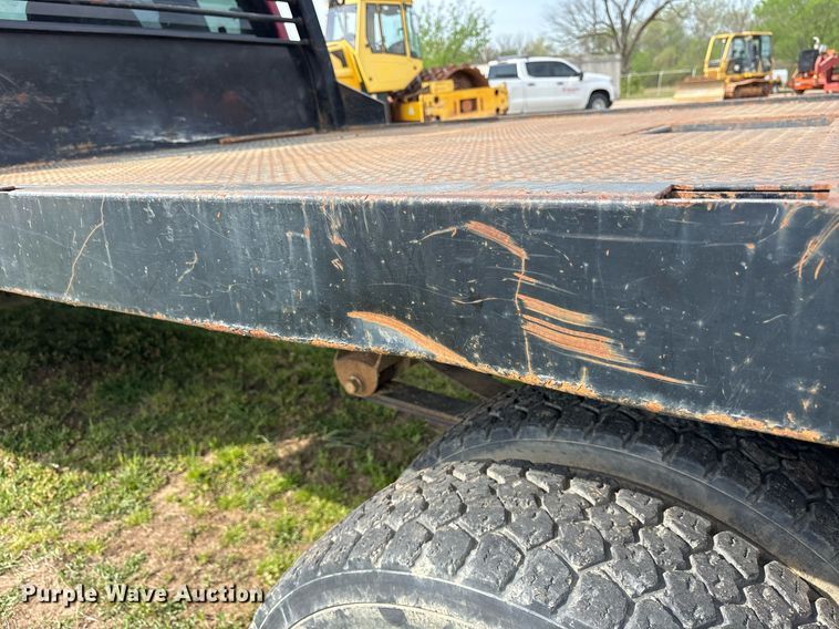 image for item DS3676 2008 Ford F550 Super Duty SuperCab flatbed truck
