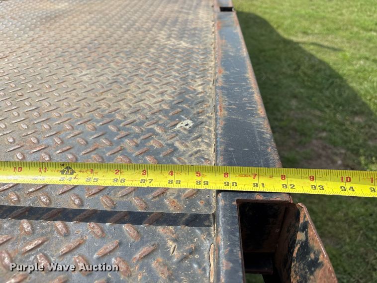 image for item DS3676 2008 Ford F550 Super Duty SuperCab flatbed truck