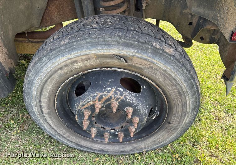 image for item DS3676 2008 Ford F550 Super Duty SuperCab flatbed truck