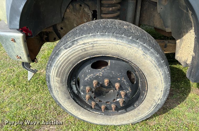 image for item DS3676 2008 Ford F550 Super Duty SuperCab flatbed truck