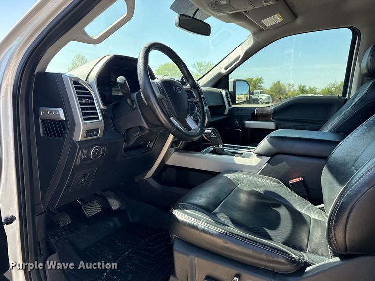 image for item DS3698 2016 Ford F150 Lariat  SuperCrew pickup truck