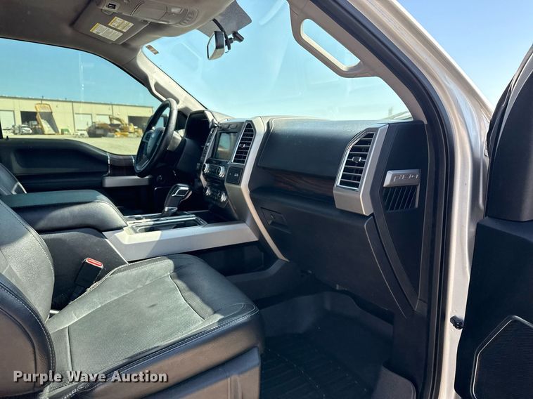 image for item DS3698 2016 Ford F150 Lariat  SuperCrew pickup truck