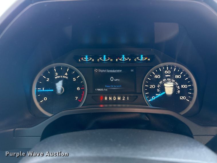 image for item DS3700 2016 Ford F150 XLT SuperCrew pickup truck