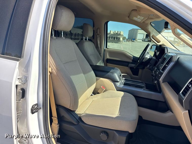 image for item DS3700 2016 Ford F150 XLT SuperCrew pickup truck