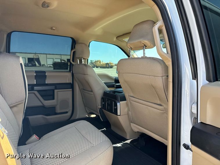 image for item DS3700 2016 Ford F150 XLT SuperCrew pickup truck