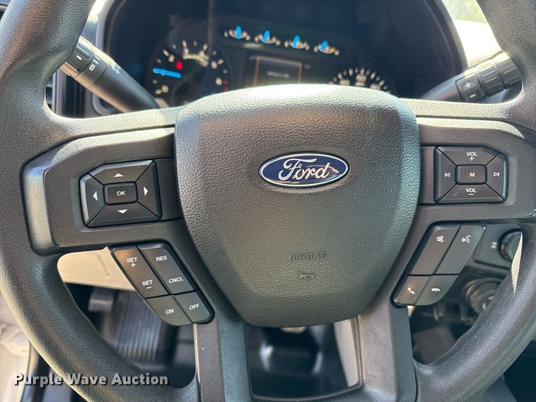 image for item DS3703 2017 Ford F150 XL SuperCrew pickup truck