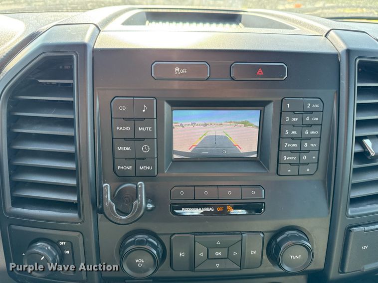 image for item DS3703 2017 Ford F150 XL SuperCrew pickup truck